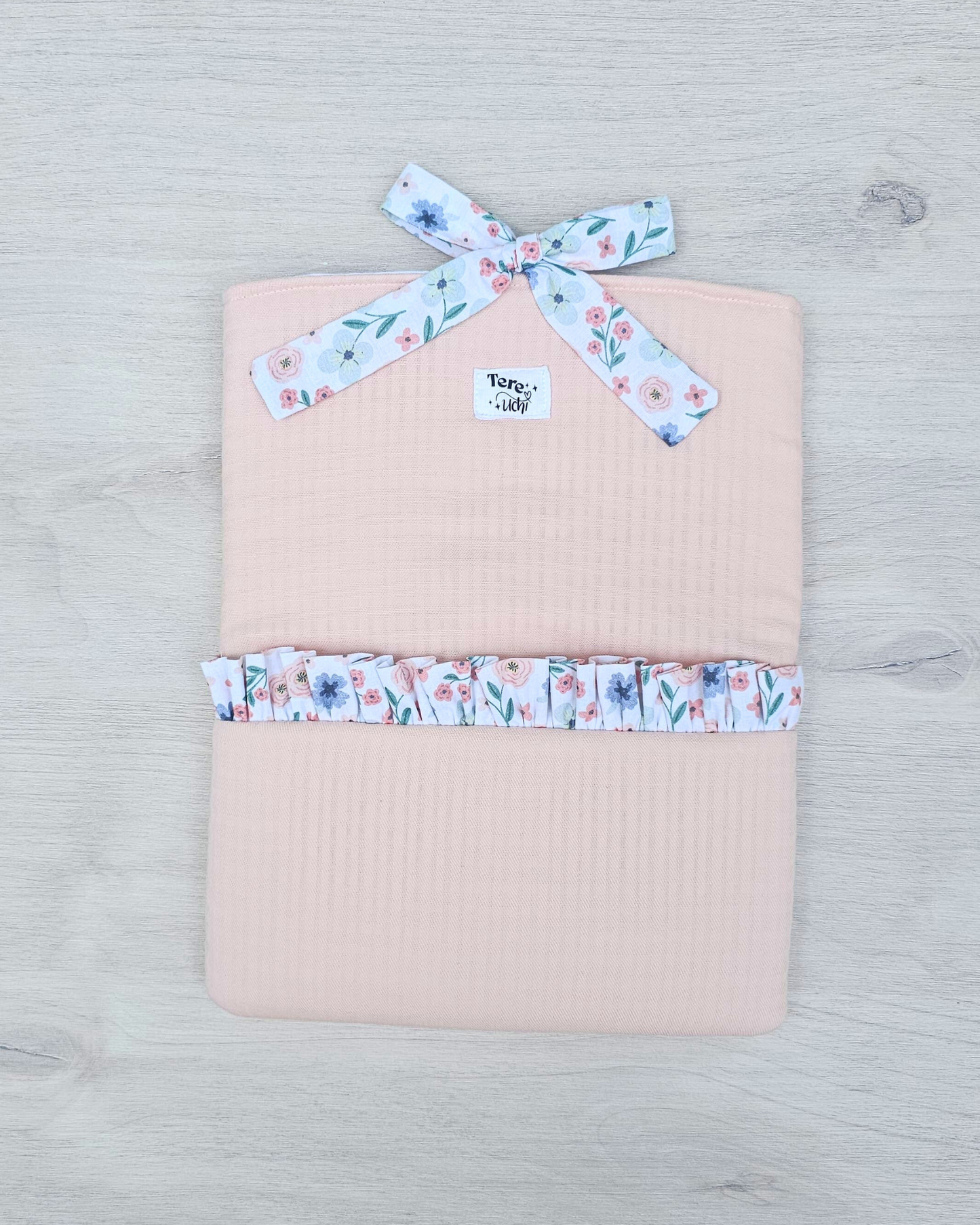 Funda libro grande volantito "flores azules"  STOCK INMEDIATO