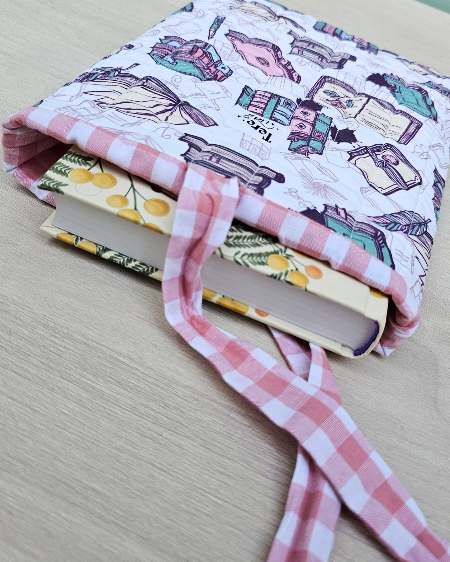 Funda libro "read"  STOCK INMEDIATO