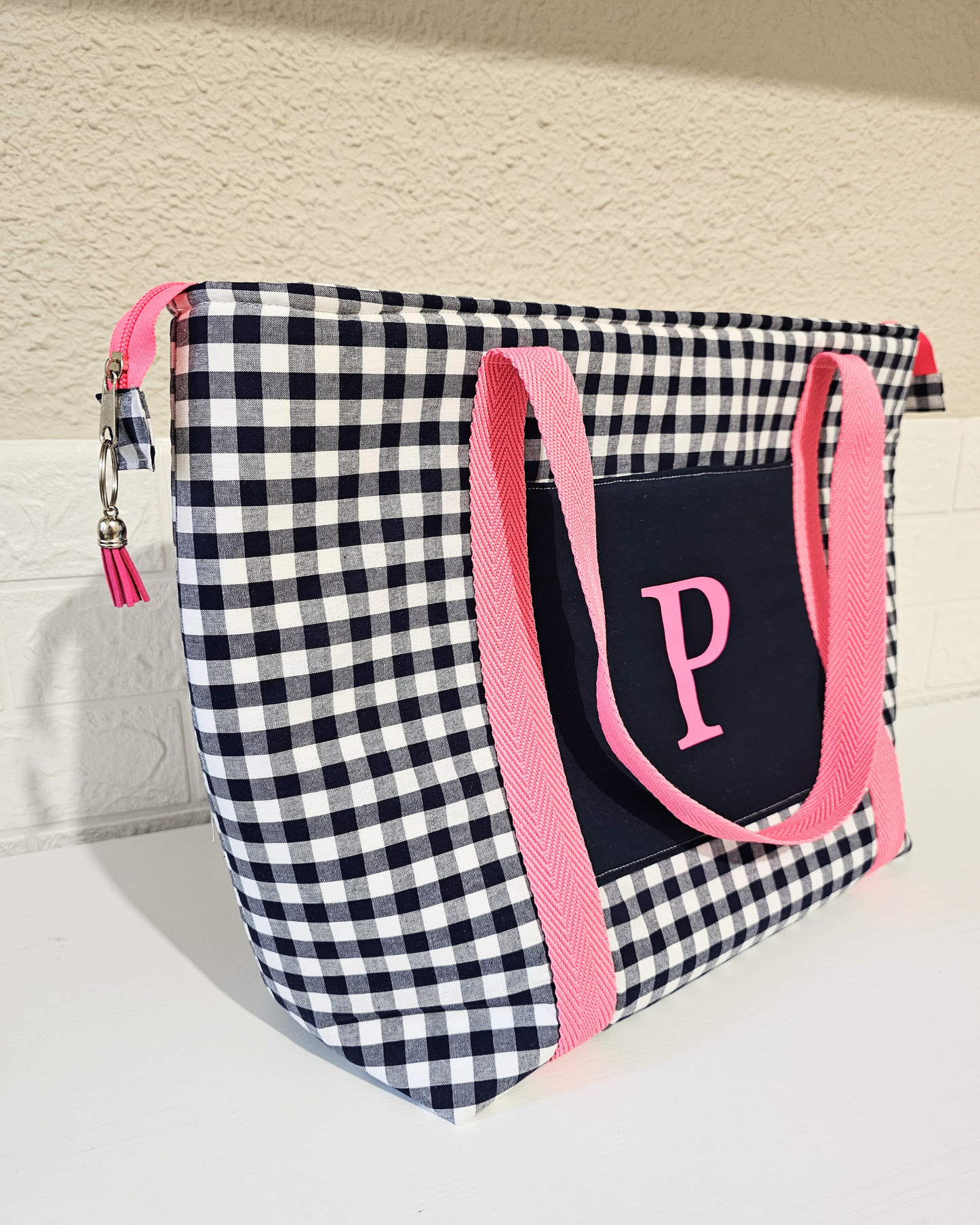 Bolso grande Vichy azul marino y rosa fluor